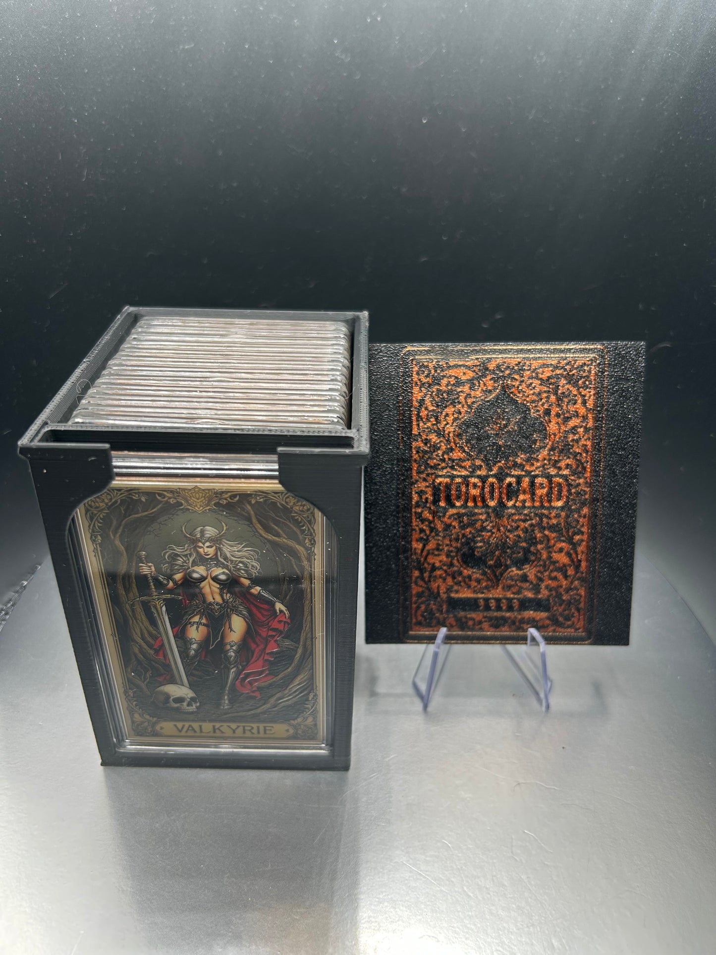 Torocard Copper Series Holder! Hold all (12) 1 oz copper in capsule holder.