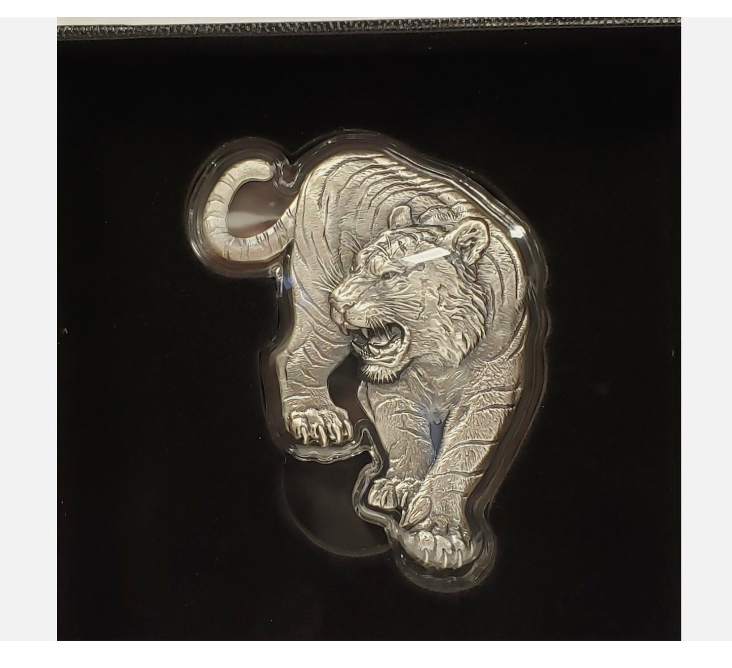 In Stock! 2025 KOMSCO Korea 1 Ounce Silver Tiger Shaped Stacker - OGP Display Box