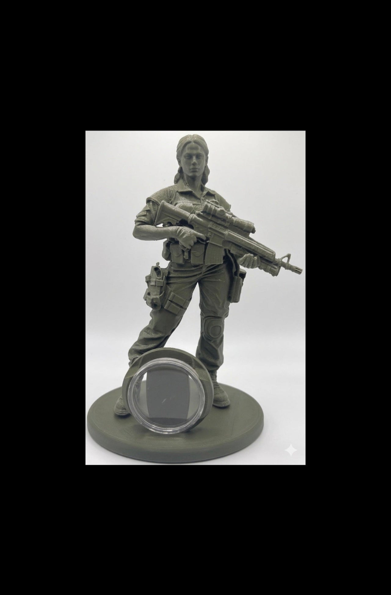 MILITARY WOMAN COIN HOLDER STATUE!