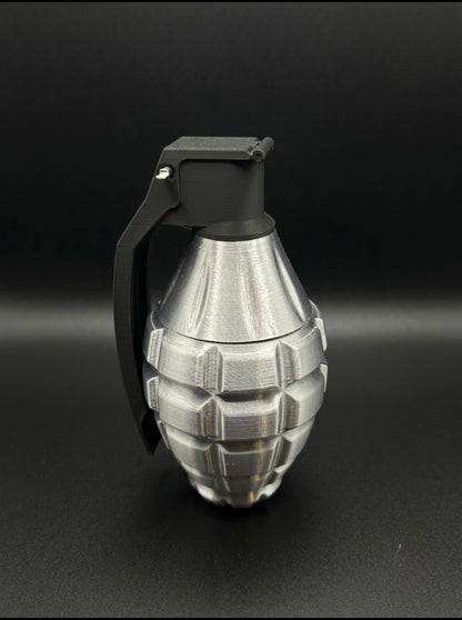 SILVER AND BLACK PINEAPPLE GRENADE!